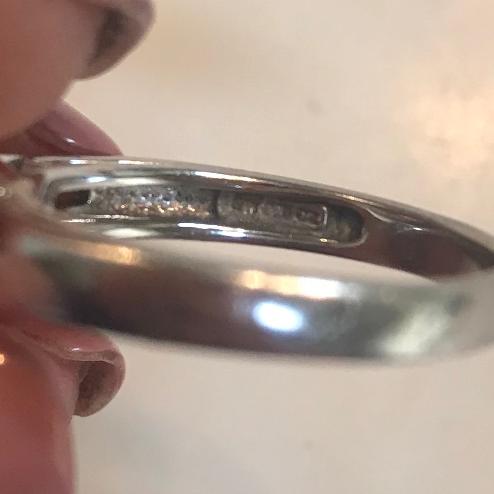 CZ Wedding set; 2ctw round w/baguettes, sz 7 - Picture 7 of 7